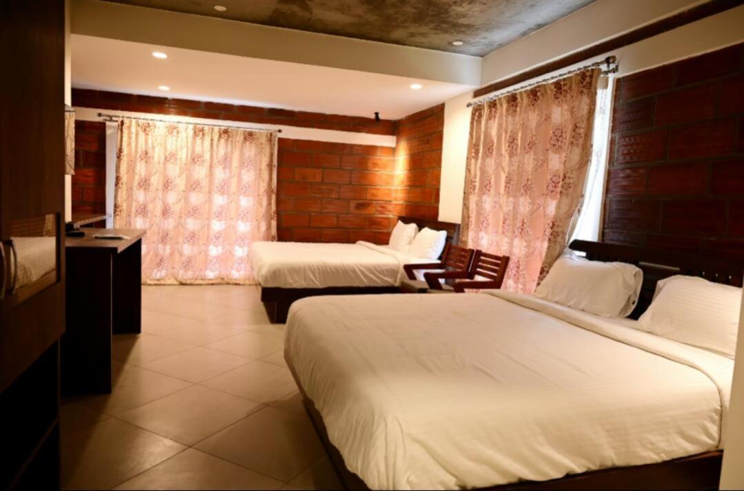 Coorg Vismaya Resort マディケーリ エクステリア 写真