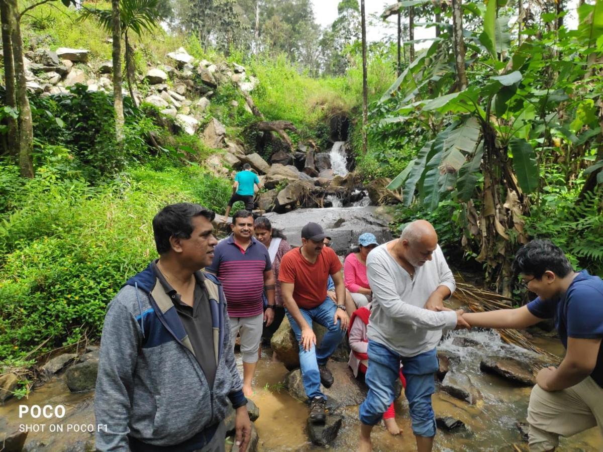 Coorg Vismaya Resort マディケーリ エクステリア 写真